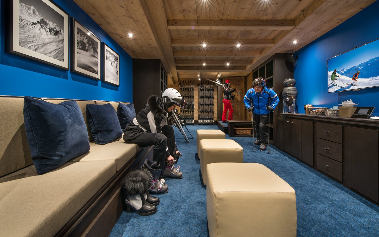 Palais, booking a luxury chalet in Courchevel