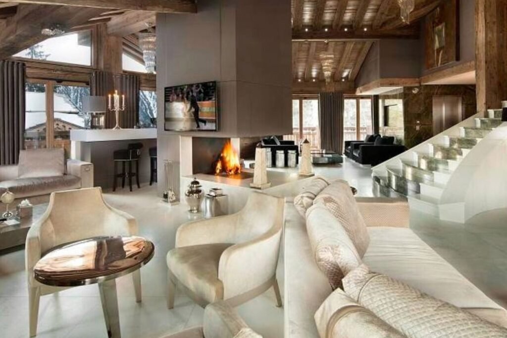 Living room at Chalet Tahoe, Courchevel 1850