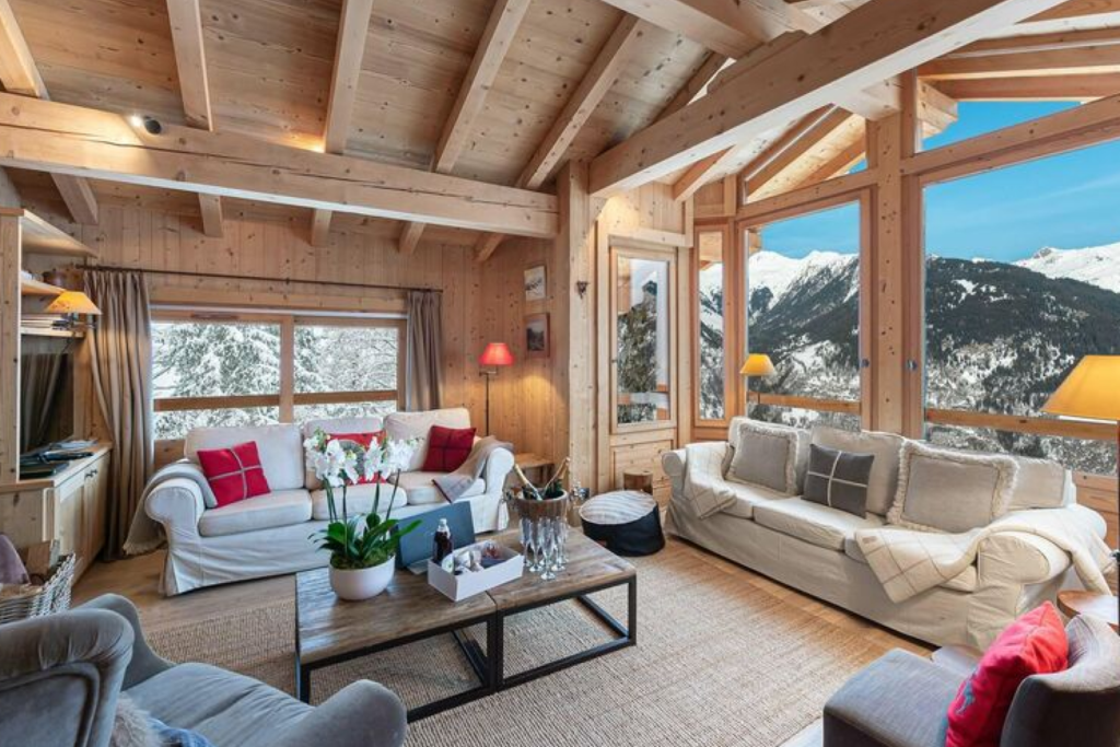 Family living room at Les Petit Grebiers, Courchevel 1550